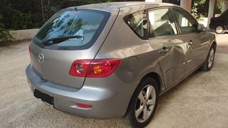 Mazda 3 2004-thumb-1