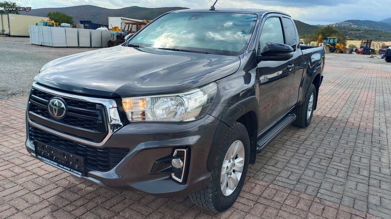 Toyota Hilux 2020 Extra cab 2.4 CRUISER
