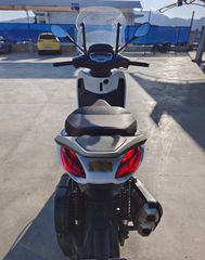 Piaggio Beverly 400 2023 HPE-thumb-13