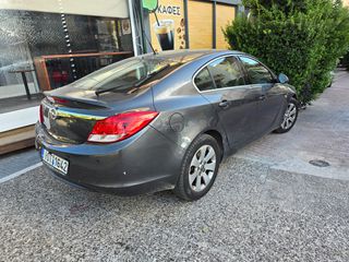 Opel Insignia 2010 1.8