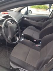 Peugeot 207 2009-thumb-11