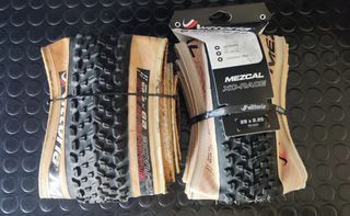 Σετ λάστιχα Vittoria Mezcal XC Race 29"x2.25