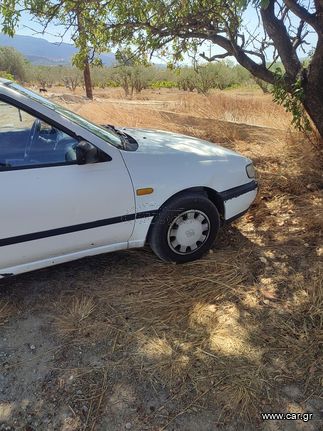 Nissan Sunny '92