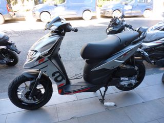 Aprilia SR 125 2025 EU5+-thumb-4