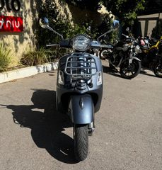 Vespa GTS 300 2020-thumb-1