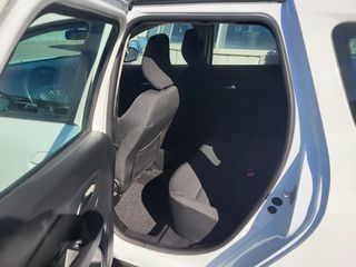 Dacia Duster 2022 SPORTIVE 4X4 DIESEL-thumb-12