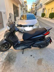 Piaggio Beverly 300 '24 HPE