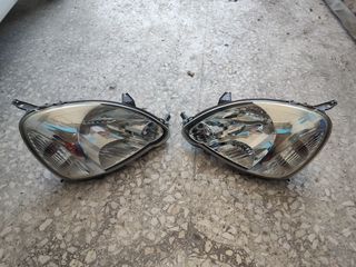 ΦΑΝΑΡΙΑ YARIS 99-05  ΓΝΗΣΙΑ