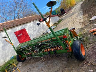 Seeding Machinery Amazone 2004 D840super full extra
