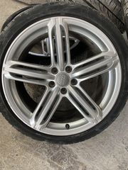 AUDI RS6-thumb-1