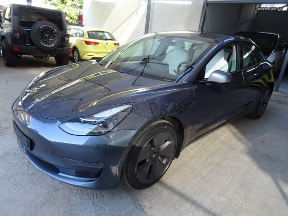 Tesla Model 3 '21 long range