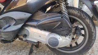 Piaggio Beverly 300 2006-thumb-4