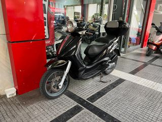 Piaggio Beverly 300i Tourer '10