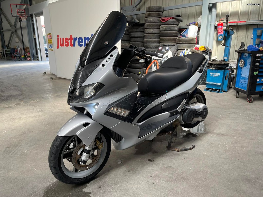 Gilera Nexus 500 2005
