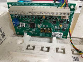 RISCO LIGHTSYS 2 KIT-thumb-11