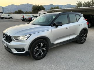 Volvo XC40 2018 T3 R DESIGN
