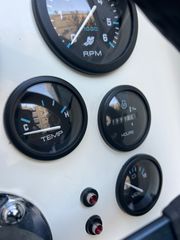 Phantom 2010 28 kevlar Steve Baker original UK speedboat-thumb-76
