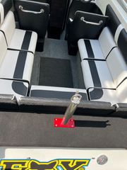 Phantom 2010 28 kevlar Steve Baker original UK speedboat-thumb-18