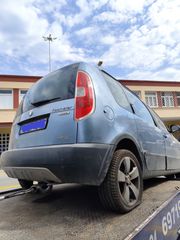 Skoda Roomster 2007-thumb-2