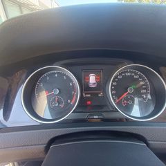 Volkswagen Golf 2014-thumb-11