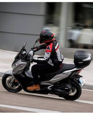 Voge SR1 2026-thumb-1