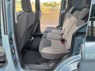 Ford Transit Courier 2019-thumb-13