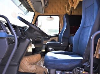 Ανατροπή Volvo 2010 FH 480 ανατρεπόμενο 6,20m + HMF 1823 K3 + FUNK-thumb-8