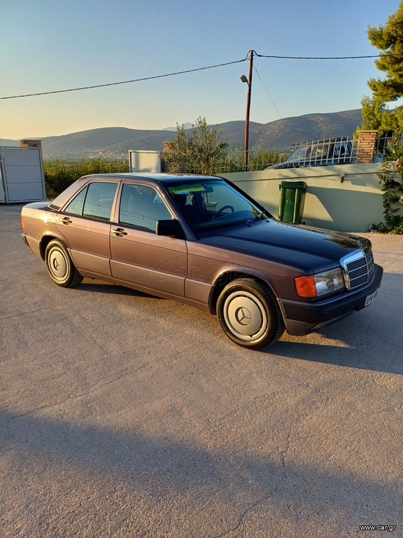 Mercedes-Benz E 180 1992