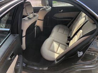 Mercedes-Benz E 350 2016-thumb-11