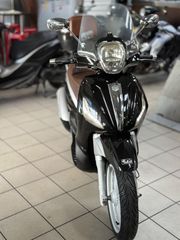 Piaggio Beverly 300i 2010-thumb-1
