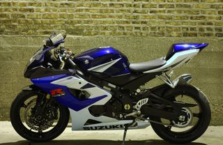 Suzuki GSX-R 1000 '05 Suzuki GSXR K5 1000