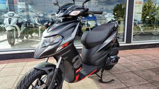 Aprilia SR 125 2026-thumb-3