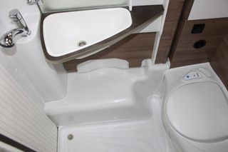Knaus 2020 Live traveller 600DKG-thumb-23