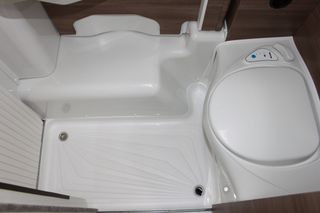 Knaus 2020 Live traveller 600DKG-thumb-24