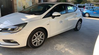 Opel Astra 2018-thumb-1