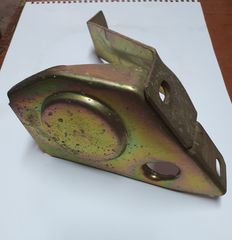ΒΑΣΗ ΠΡΟΦΥΛΑΚΤΗΡΑ FIAT 128 SP.