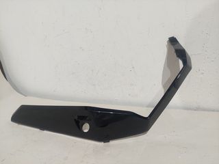 Δεξιά καρίνα από HONDA X-ADV 750 2021-24 (64421-MKT-D00ZB)