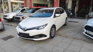 Toyota Auris '16 1.33 LIFE !!!