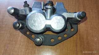 KAWASAKI KLE 400-500 Δαγκάνα Εμπρός Φρένου Γνήσια