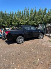 Mitsubishi 2016 L200-thumb-3