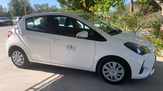 Toyota Yaris 2018-thumb-1