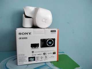 Φωτογραφική κάμερα sony a6000 με θηκη