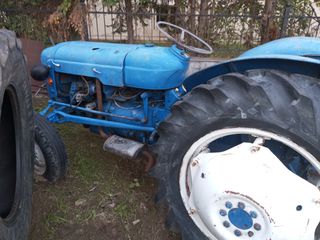 Τρακτέρ Ford 1980 DEXTA ΓΙΑ ΑΝΤΑΛΛΑΚΤΙΚΑ