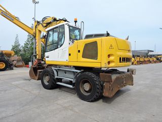 Liebherr '13 A916