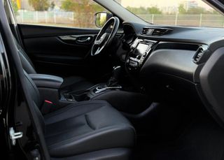 Nissan Qashqai 2016-thumb-5