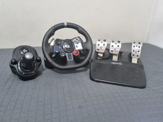 Logitech G29 + Logitech Shifter