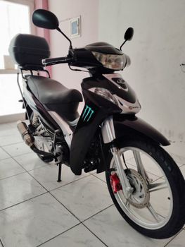 Modenas Kristar 125 '06 155 racine.