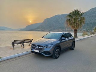 Mercedes-Benz GLA 200 '20