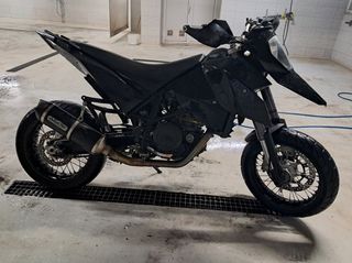 KTM 690 SM 2008-thumb-4
