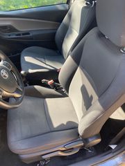 Toyota Yaris 2016-thumb-13